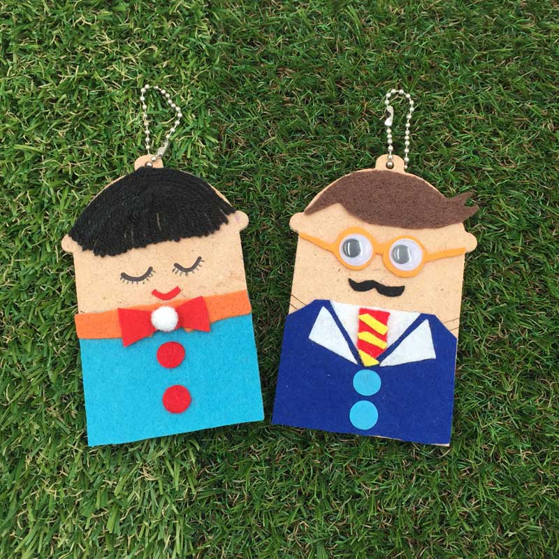 Look It's Daddy Wooden Keychain Father's Day Craft